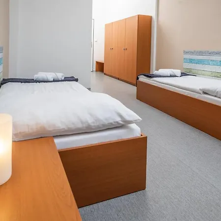 Hotel Vp1 2*