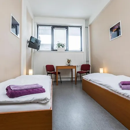 Hotel Vp1 2*